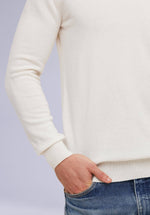 Load image into Gallery viewer, ECRU MERINO V NECK
